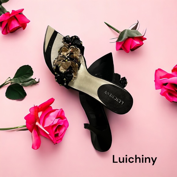 Lunching Luxury High Heels - Picture 3 of 5